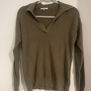 Women’s V neck Sweater